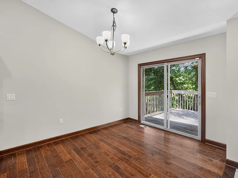 5302 SE 24th St — Photo 7