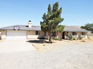 25064 Thunderbird Rd, Apple Valley, CA 92307
