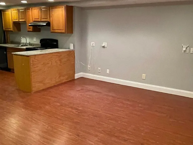 303 Hamilton St #1 — Photo 3