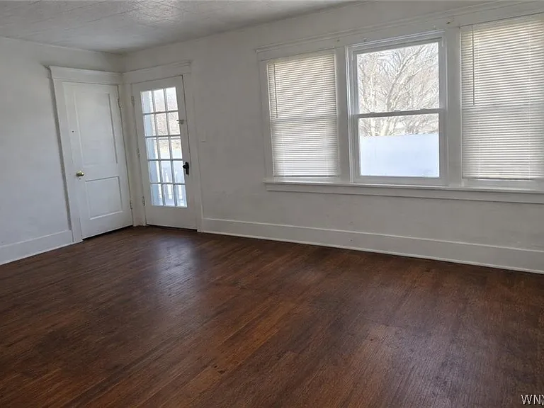 196 Englewood Ave #UPPER — Photo 4