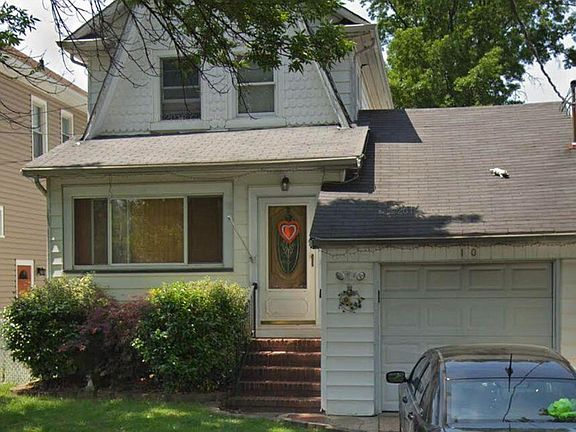 3rd image of 10 La Grange Pl