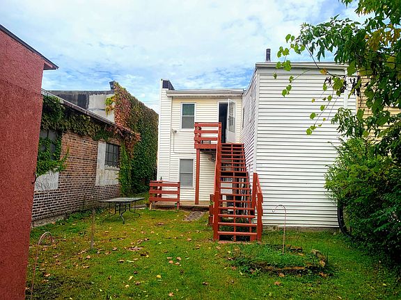 4th image of 11 Smith Ave