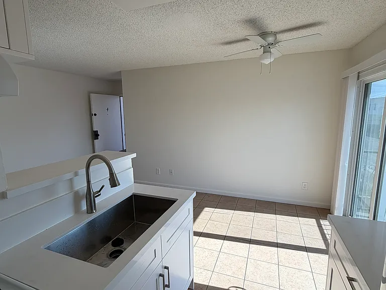 828 N Neptune Ave #4 — Photo 7