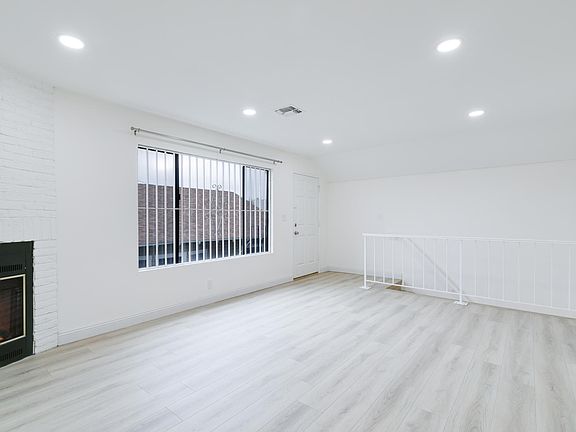 5th image of 1805 Vine St APT C