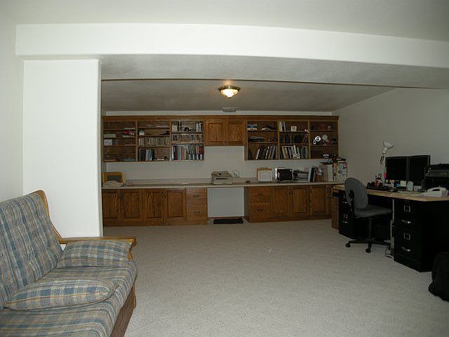 2nd image of 1401 W Beaver Dr