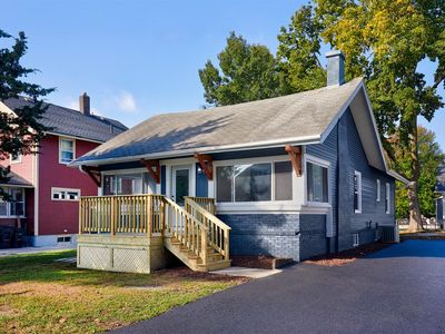 2018 York St, Des Moines, IA, 50316