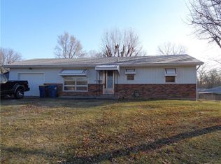 335 Milwaukee St, Excelsior Springs, MO 64024