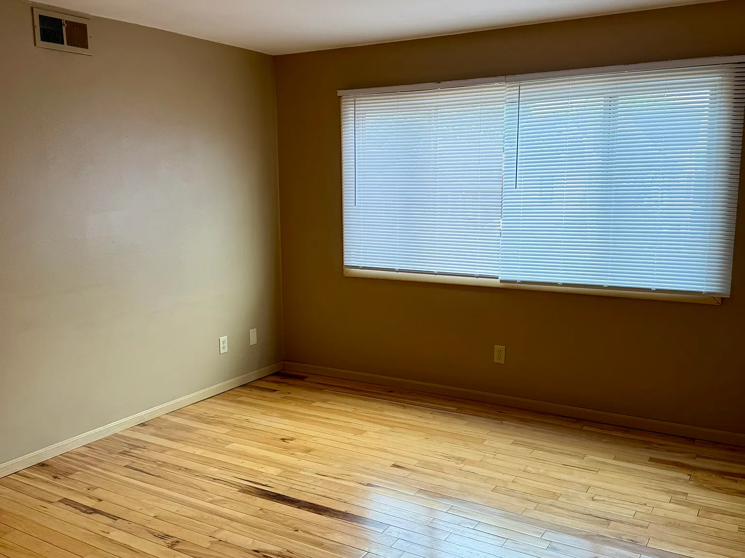 1 bed, $1,120 — Photo 4