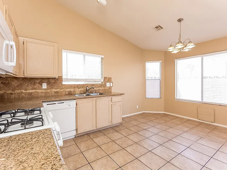 6620 Peony Bush Dr — Photo 7