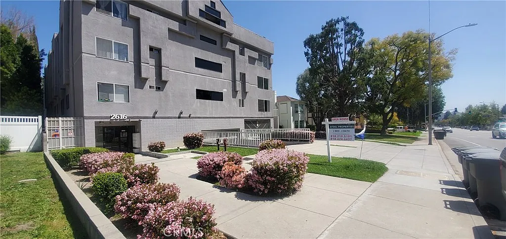 1 bed, 750 sqft, $2,350 — Photo 1