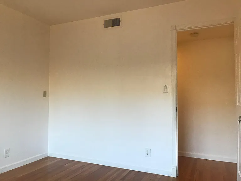 67 Muir Ave — Photo 15