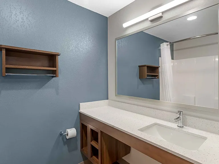 Studio Suite - 2 Queen Beds