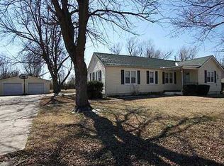 4012 E Fairview Dr, Del City, OK 73115