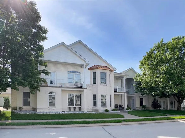 207 Adams Pointe Blvd #2, Mars, PA 16046