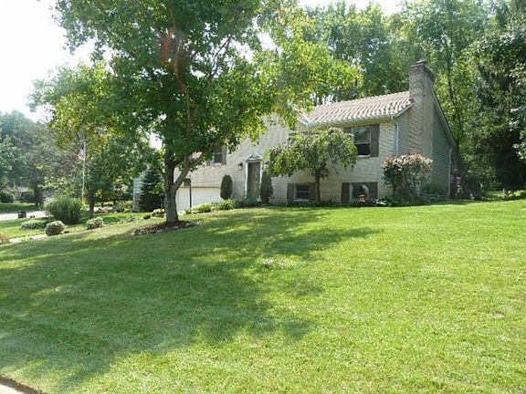 3rd image of 111 E Concord Dr