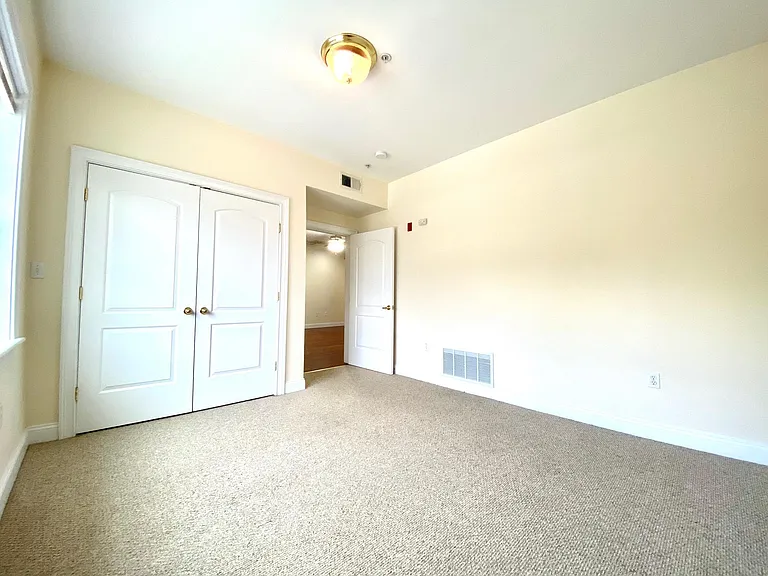 661 Bennington St #2 — Photo 16