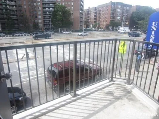 Rented by City Connections Realty | media 30