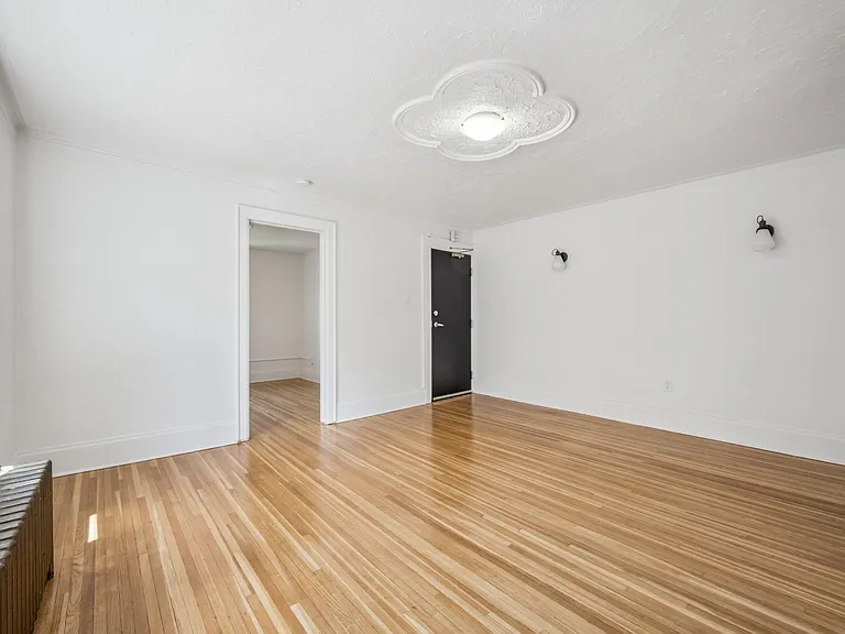 112 Margaret Ave #A11 — Photo 6