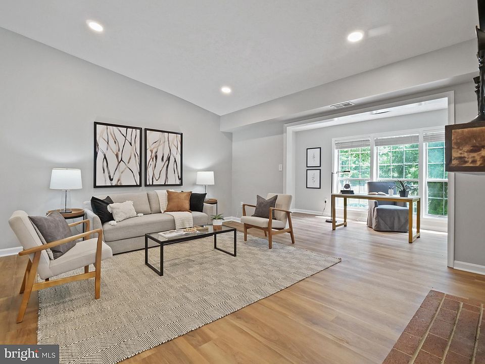 1st image of 7753 Willow Point Dr #7753