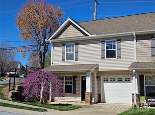 7 Amersham Ln, Fletcher, NC 28732