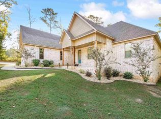 3021 Navajo Way, Benton, AR 72019