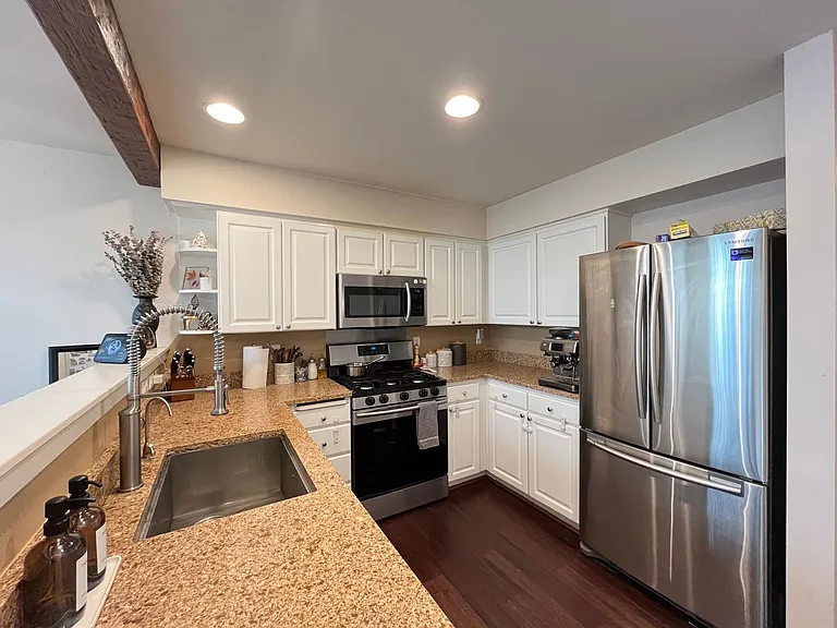 10272 NW Alder Grove Ln — Photo 10