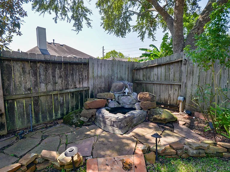 4510 Elmstone Ct — Photo 27