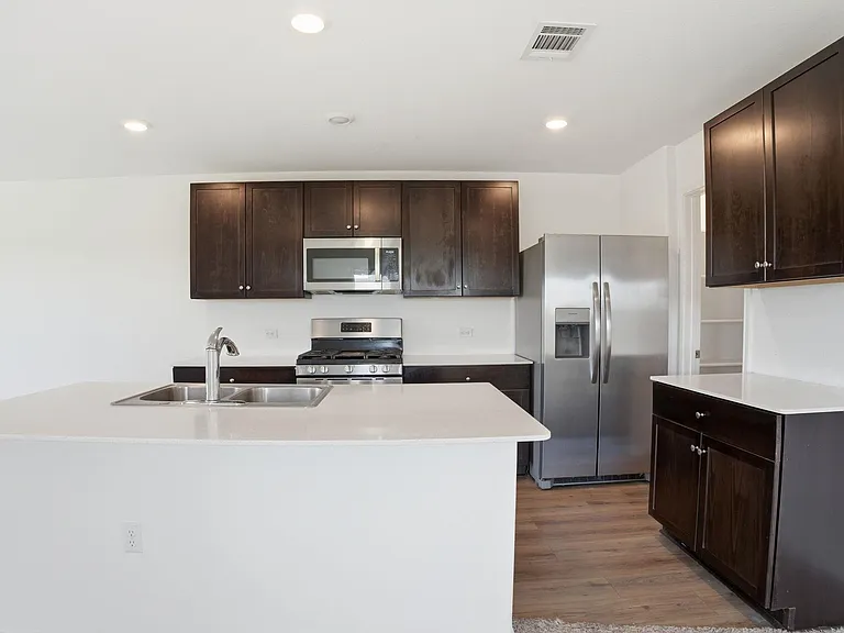 12213 Rising Moon Ln — Photo 5