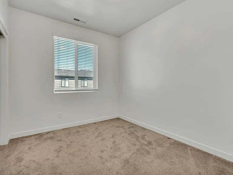 501 S 1080 W — Photo 9