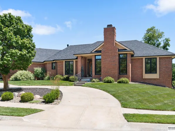 5707 S 119th Plz, Omaha, NE 68137