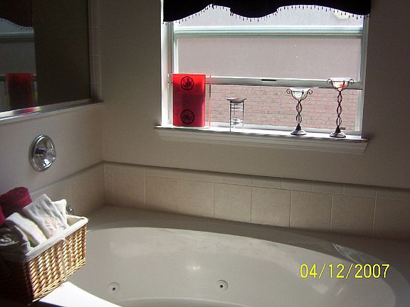 jacuzzi tub