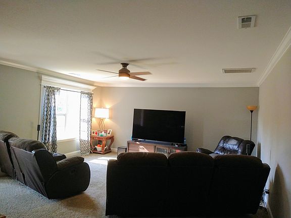 2nd image of 2330 Sir Edward Ln