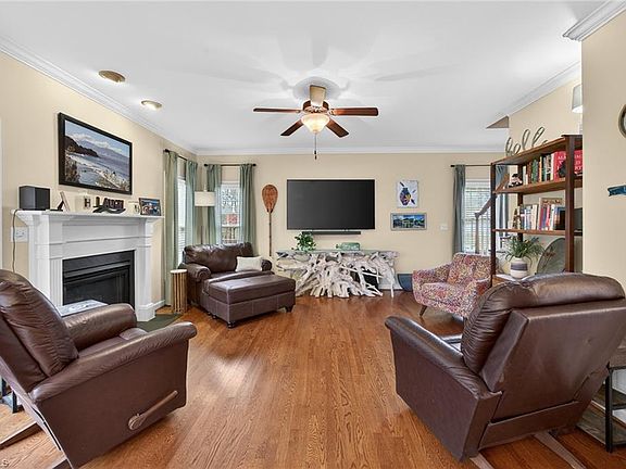 5th image of 6315 Armsby Rd