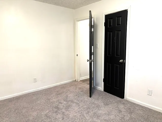 3241 Delmar Ln NW — Photo 8