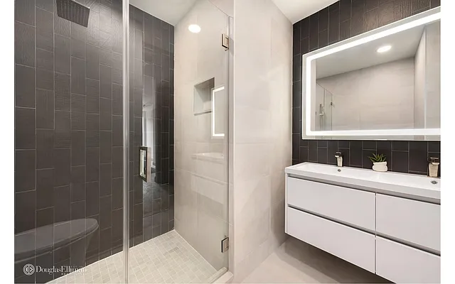 Sold by Douglas Elliman | media 14