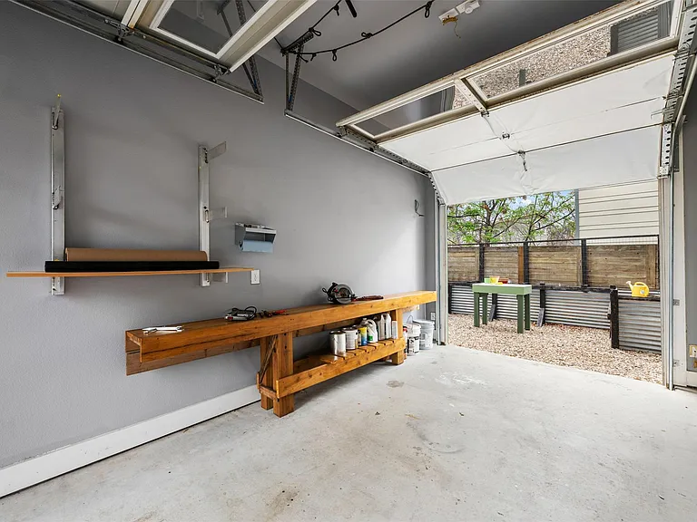 1310 Cedar Ave — Photo 34