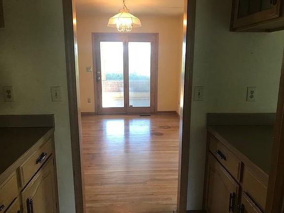 4th image of 8171 Eagleridge Dr