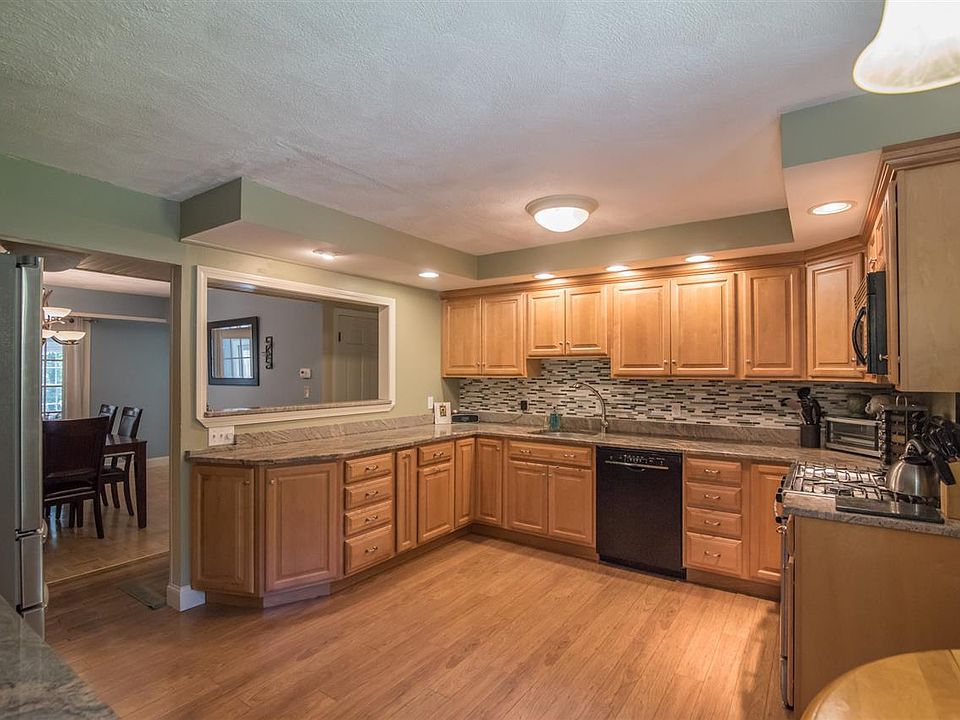 143 Warner Hill Rd, Derry, NH 03038 Zillow