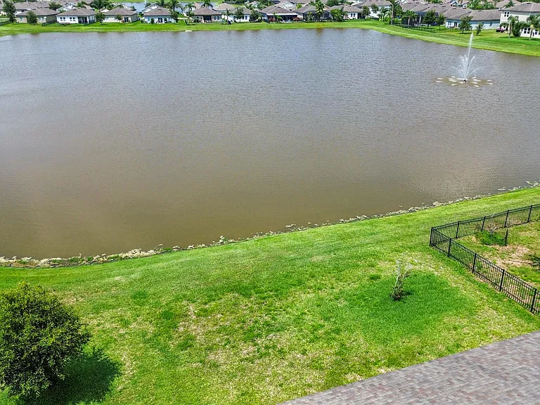 3017 Blue Shores Way — Photo 41