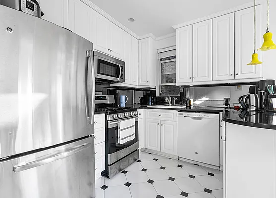 Rented by Triplemint | media 22