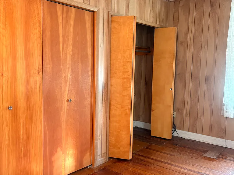 636 Walnut St — Photo 13