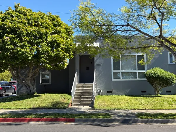 2651 Sacramento St #1, Berkeley, CA 94702