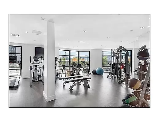 Rented by Modern Spaces | media 12