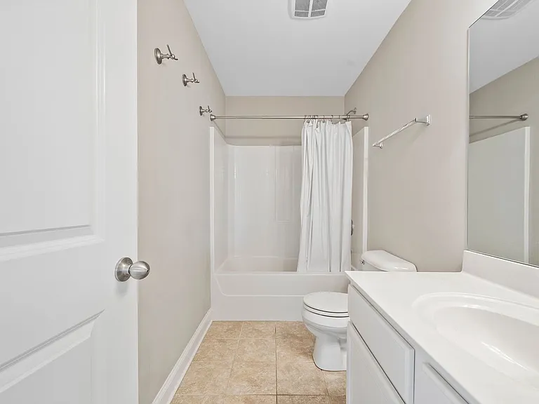 3103 Oxford Dr — Photo 17
