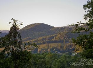 39 Tamarack Trl, Waynesville, NC 28785