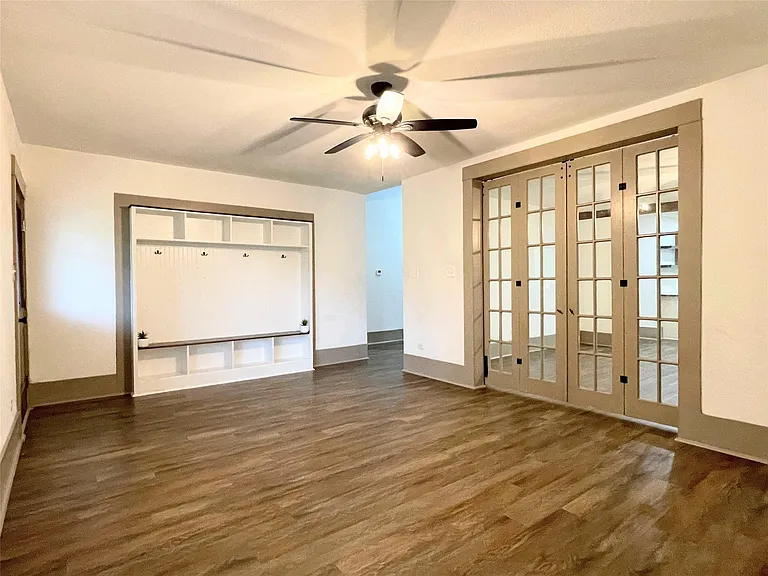 210 W Crescent Dr — Photo 5
