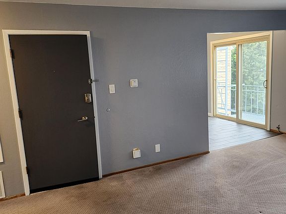4th image of 730 Anza St APT 4
