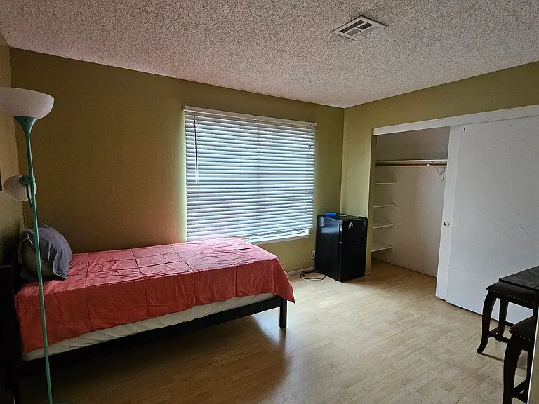 4189 Mississippi Ave — Photo 11