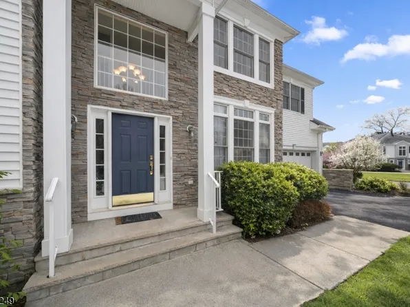 48 Bovensiepen Ct, Roseland Boro, NJ 07068