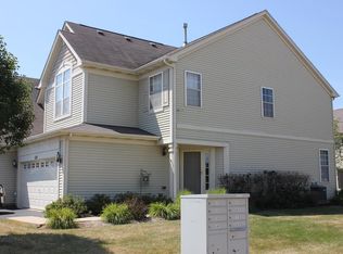 630 Amherst Dr, Sycamore, IL 60178